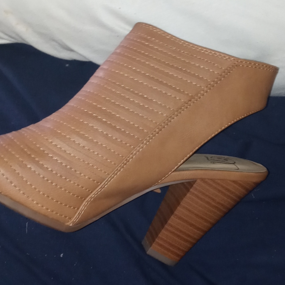 Summer heels